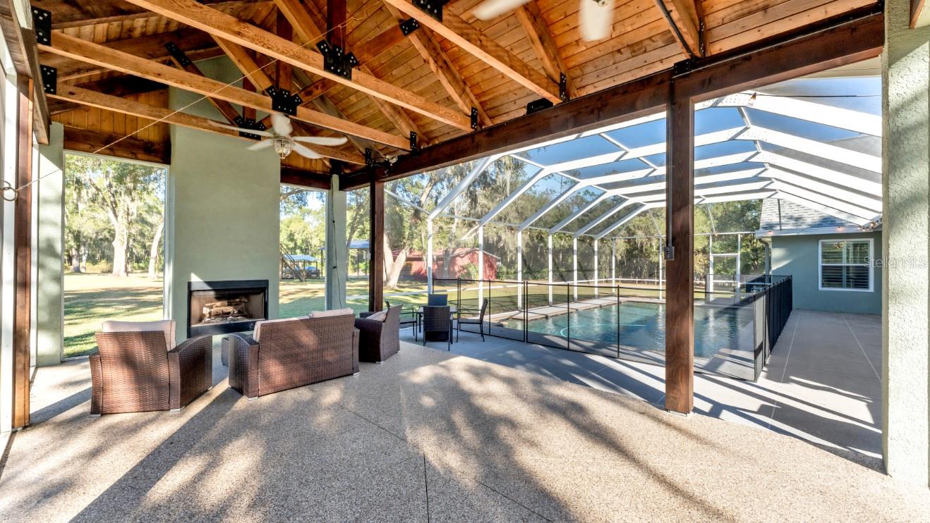 ACREAGE - Residential