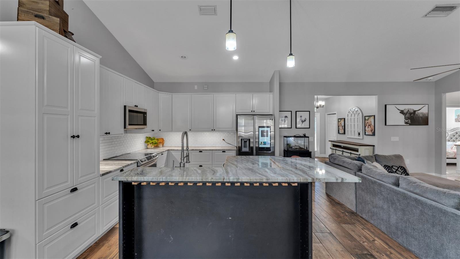 ACREAGE - Residential