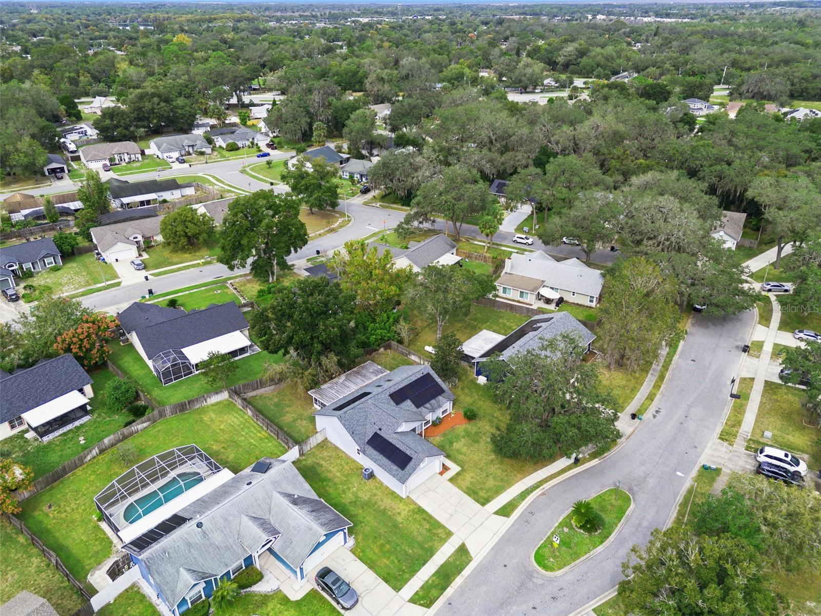 MIDDLETON OAKS - Residential