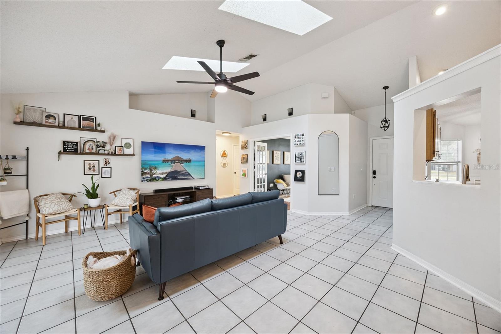 MIDDLETON OAKS - Residential