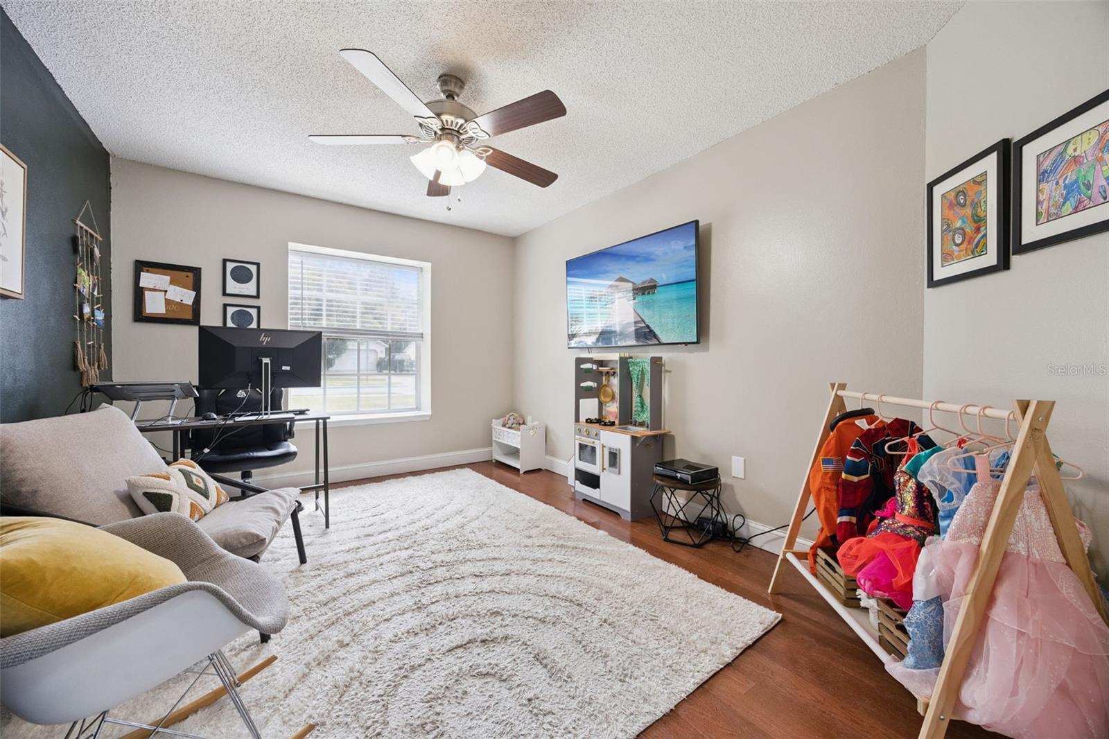 MIDDLETON OAKS - Residential