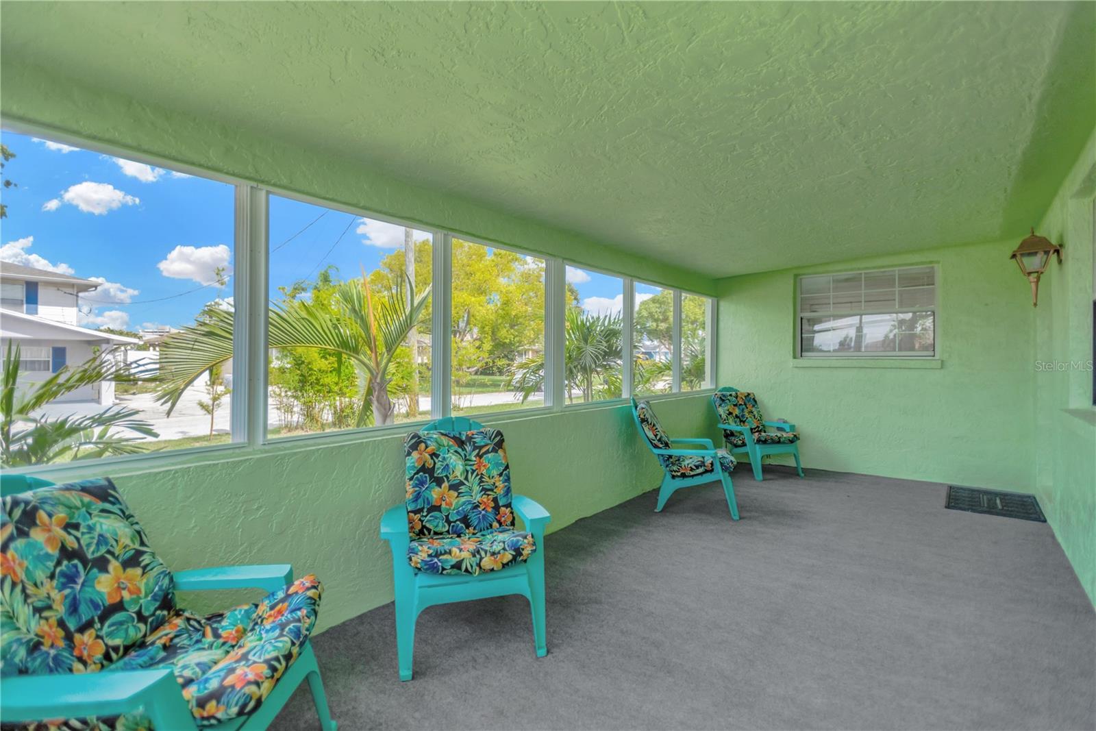 HUDSON BEACH ESTATES - Residential