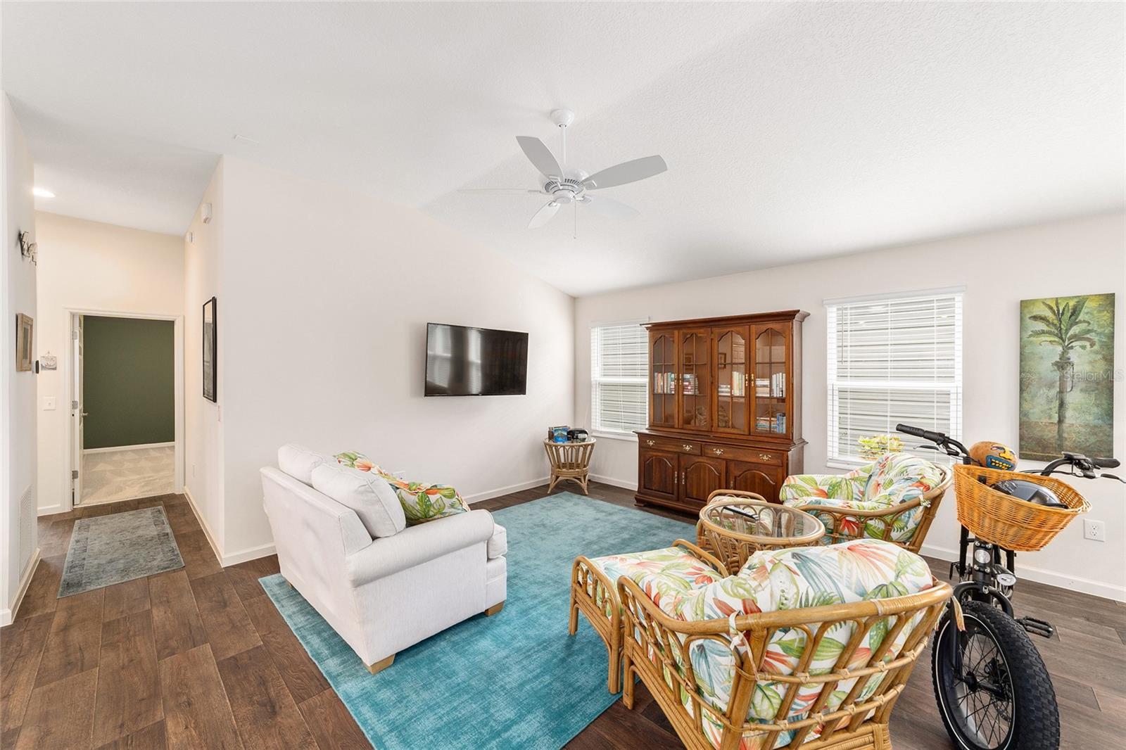 VILLAGES/SOUTHERN OAKS ELLIE V - Residential