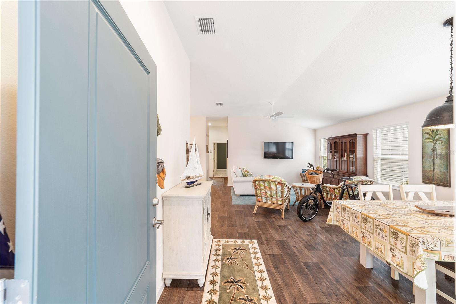 VILLAGES/SOUTHERN OAKS ELLIE V - Residential