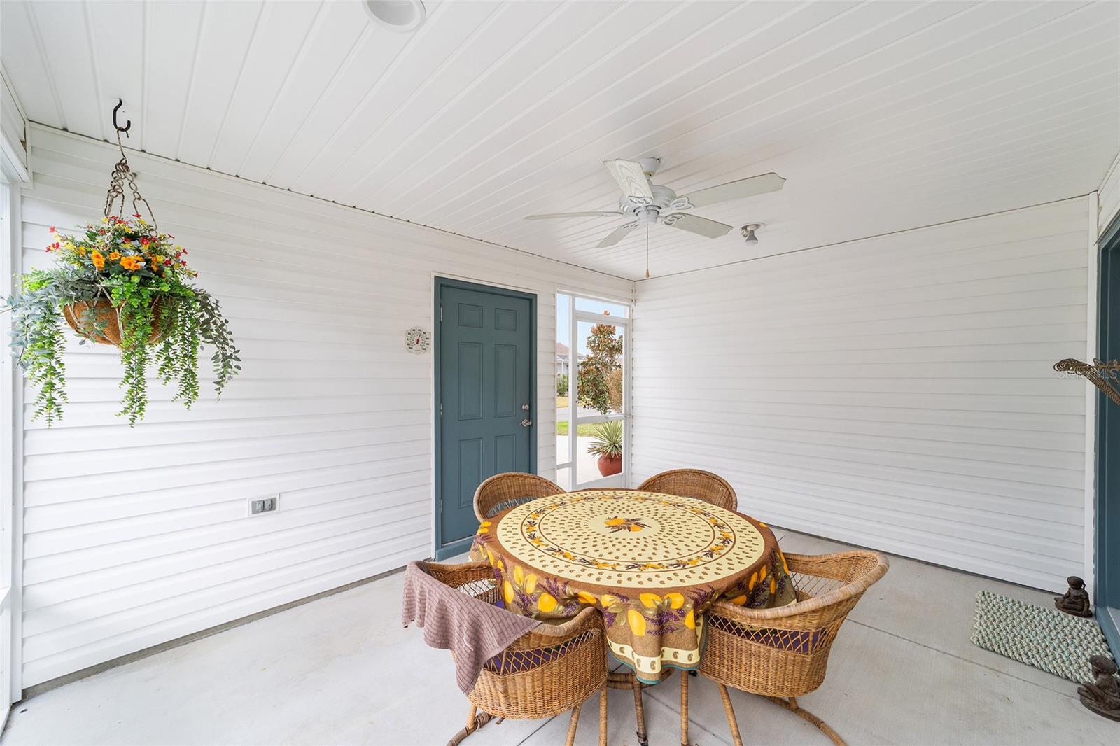 VILLAGES/SOUTHERN OAKS ELLIE V - Residential