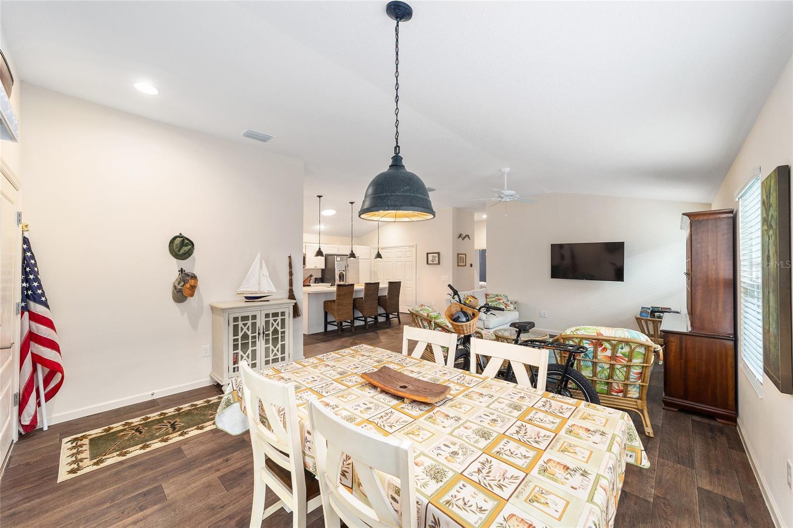 VILLAGES/SOUTHERN OAKS ELLIE V - Residential