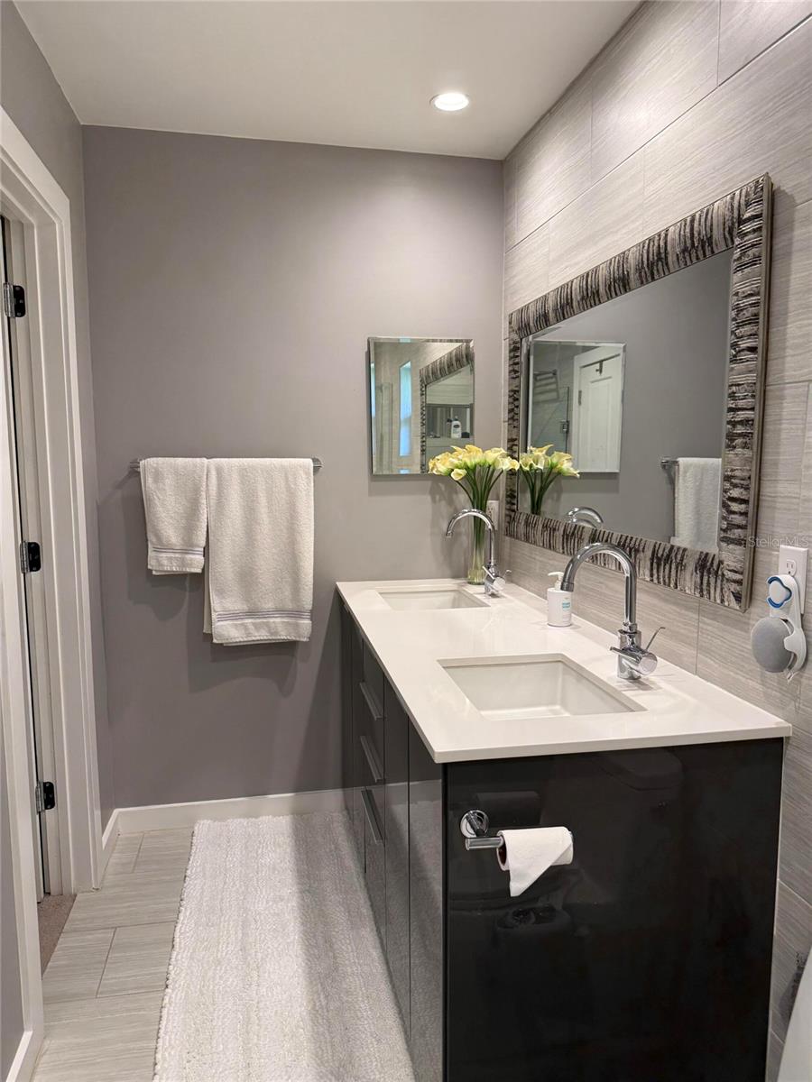 BLACK ACRES - Residential