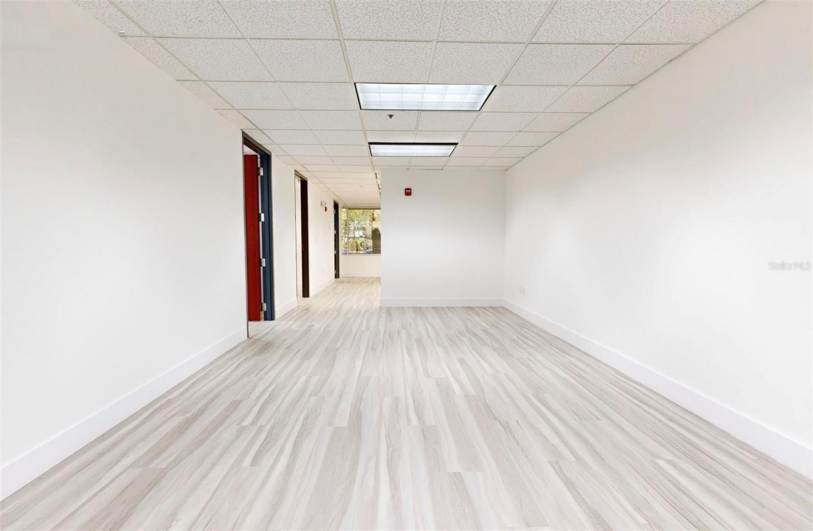 INTERLACHEN CORPORATE CENTER - Commercial Sale