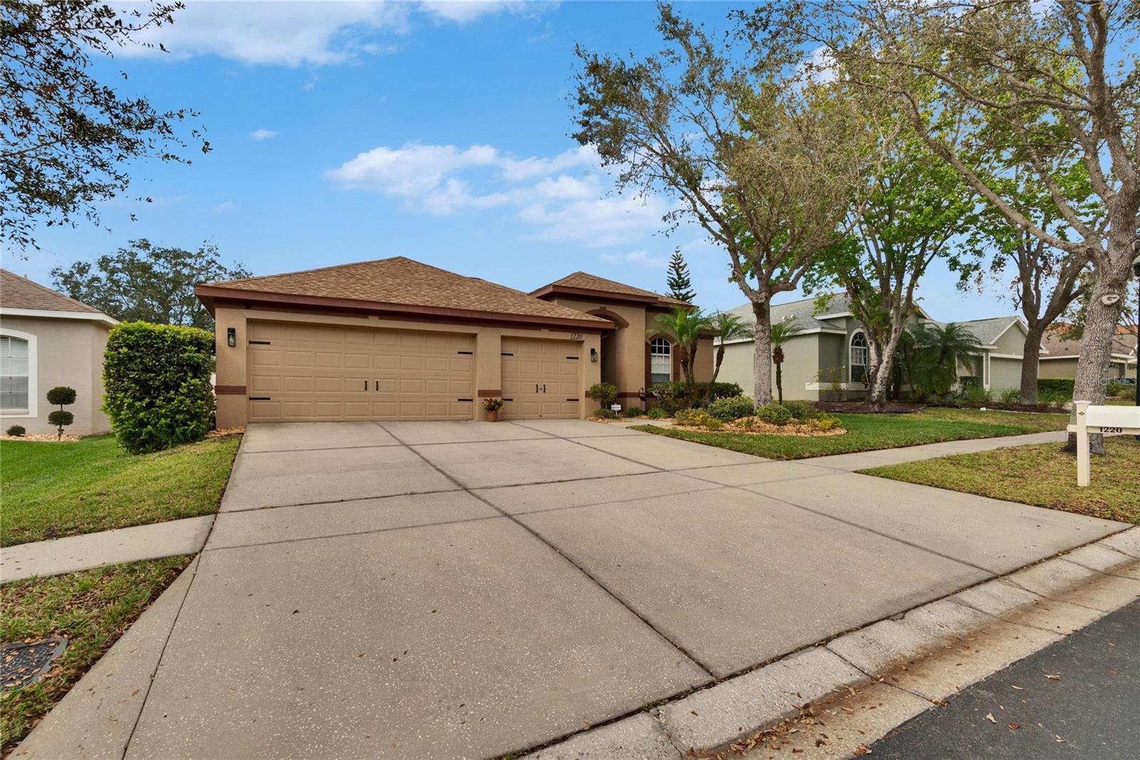 1220 EMERALD HILL WAY