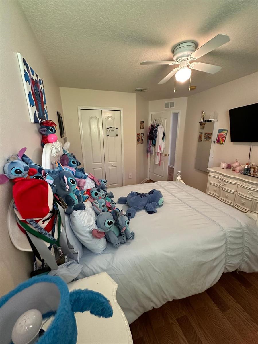OAKSTEAD PRCL 9 & 10 - Residential Lease