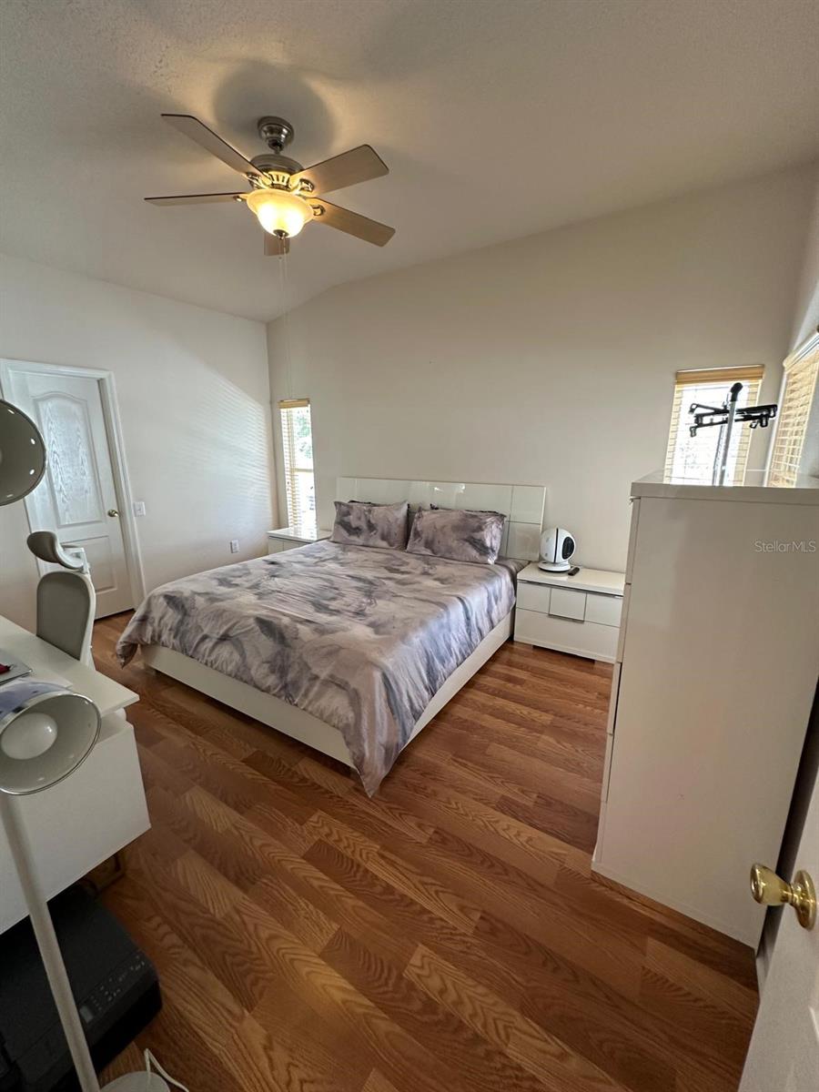 OAKSTEAD PRCL 9 & 10 - Residential Lease
