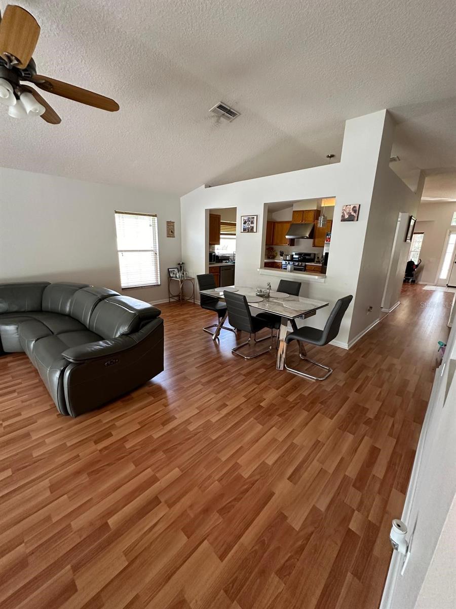 OAKSTEAD PRCL 9 & 10 - Residential Lease