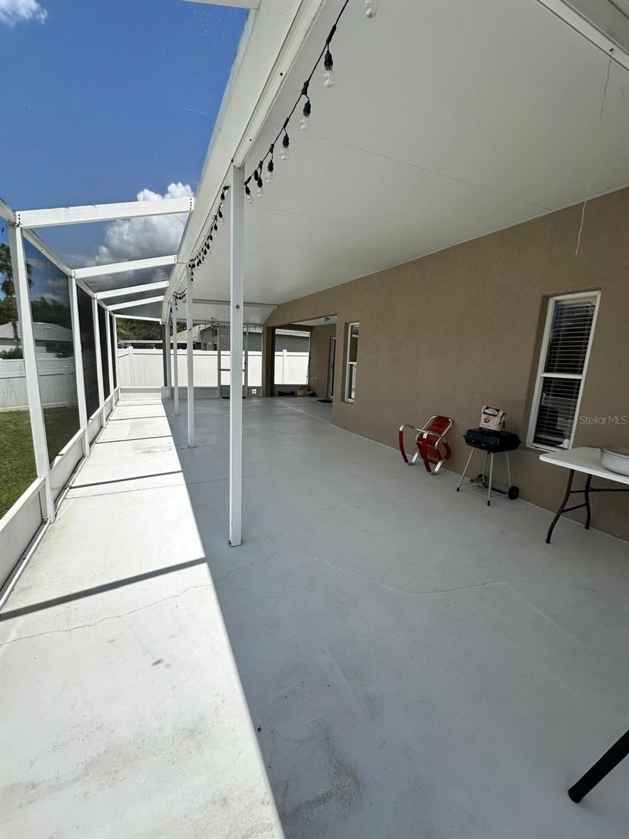 OAKSTEAD PRCL 9 & 10 - Residential Lease