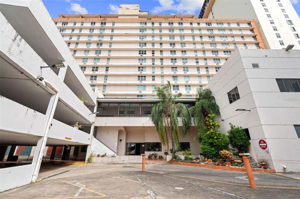 Photo of 600 Fernandez Juncos #523, San Juan, PR 00911 (MLS # PR9123024)