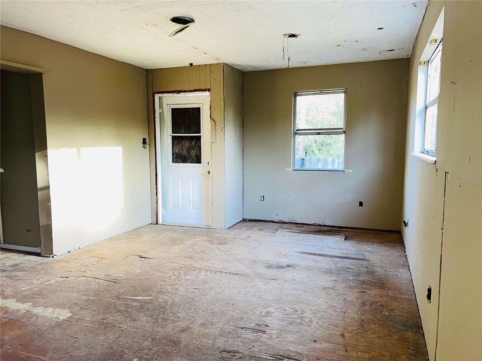 BIG SCRUB CAMPSITES - Residential