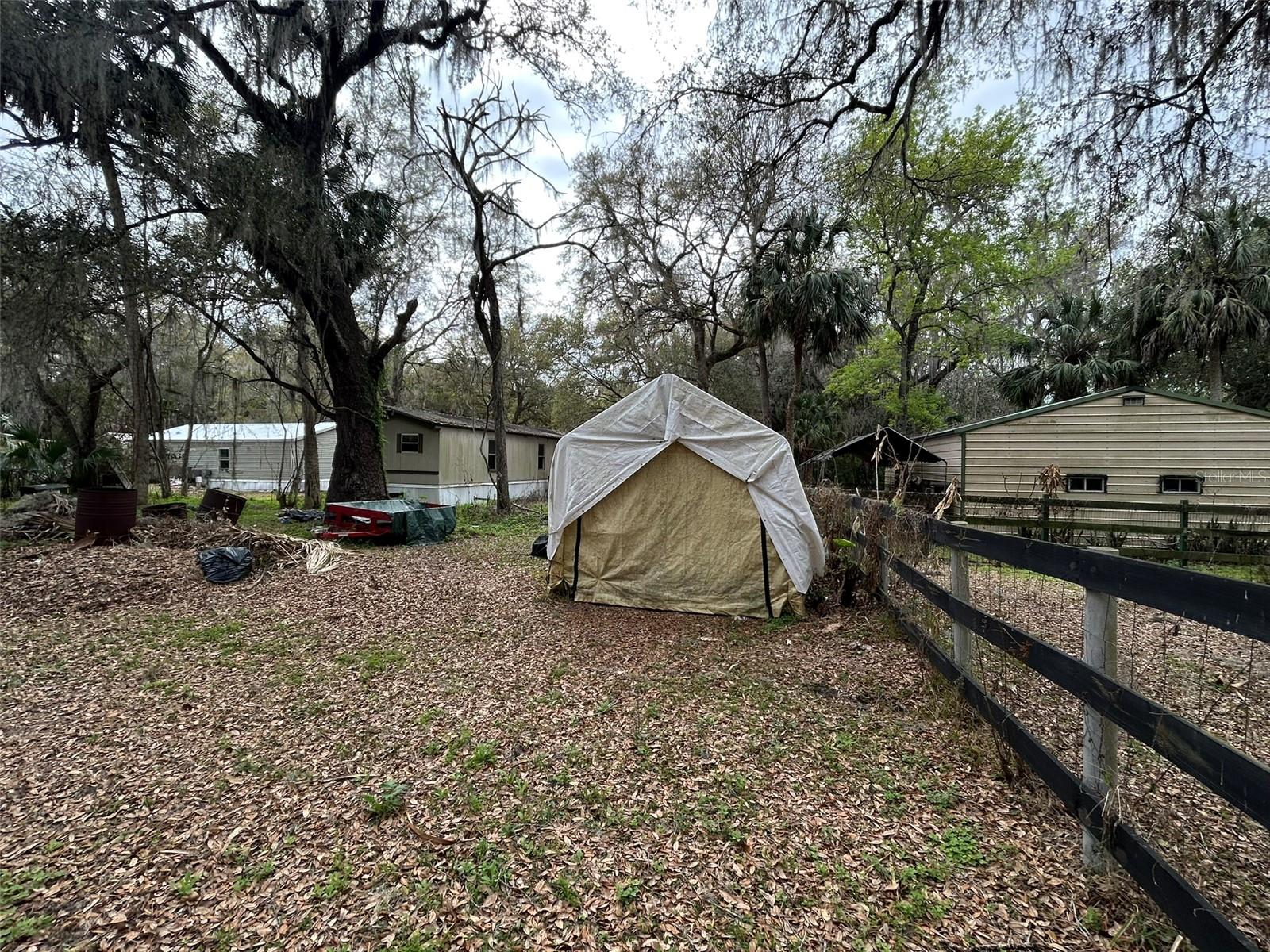 SQUIRREL HAVEN - Residential