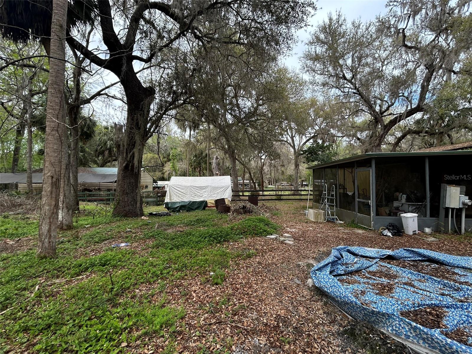SQUIRREL HAVEN - Residential