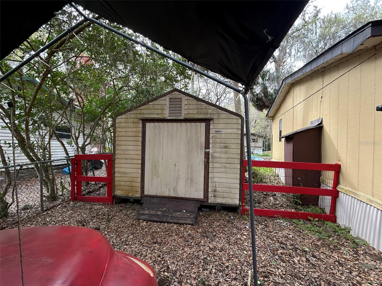 SQUIRREL HAVEN - Residential