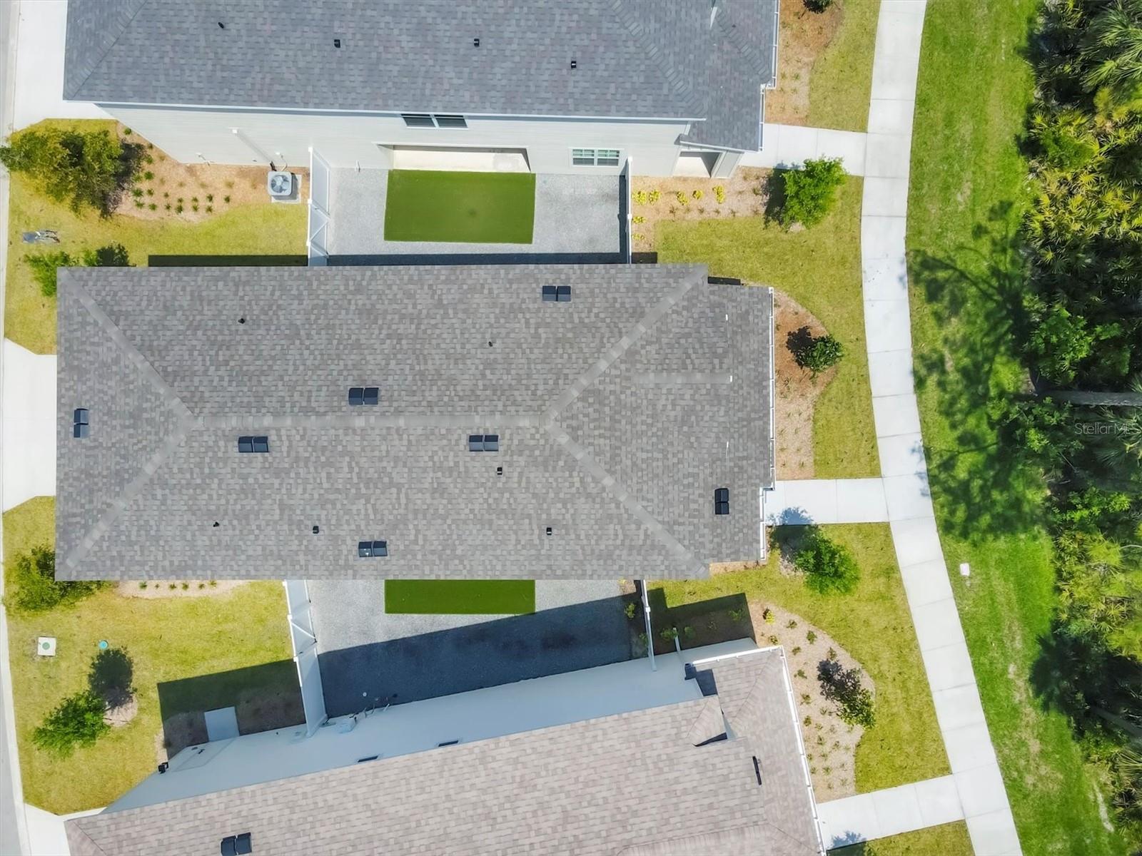 BB LIVING IN WELLEN PARK - Residential Lease