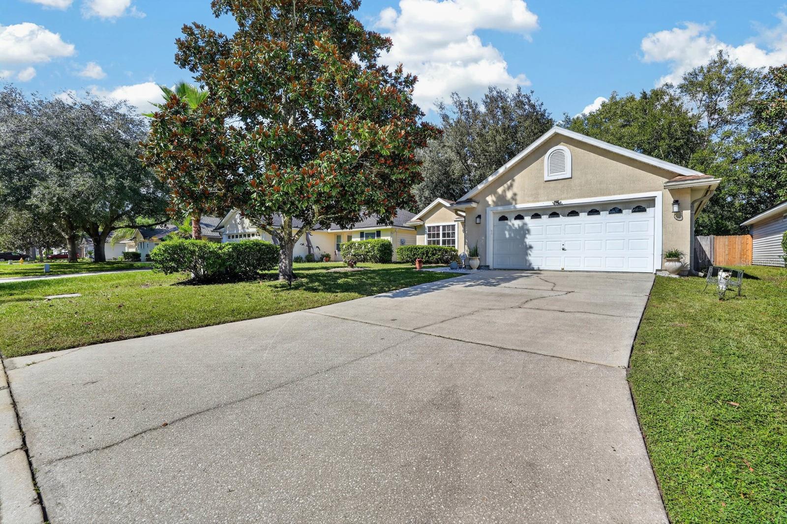 717 MACKENZIE CIRCLE