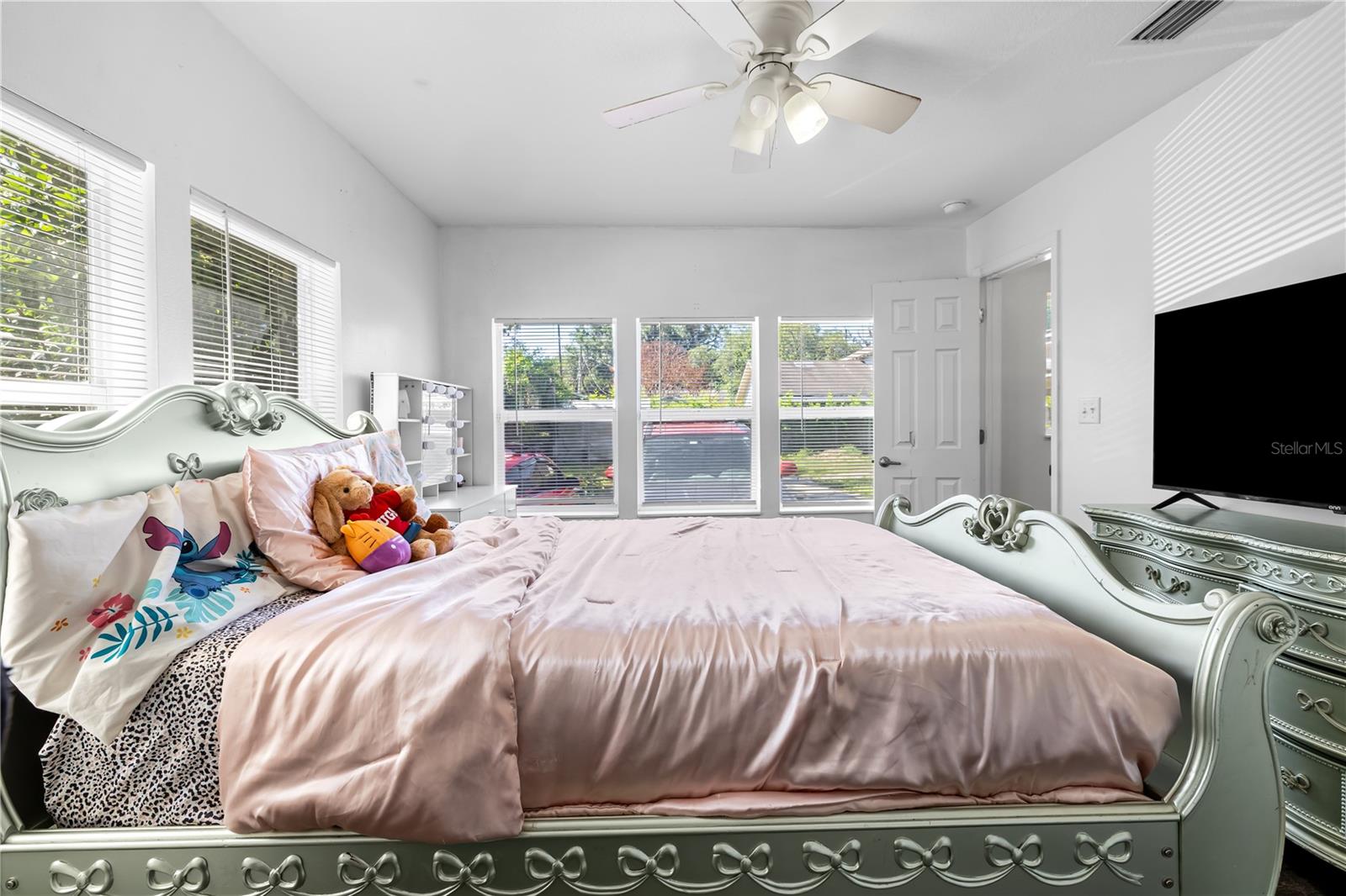 CRUM D R - Residential