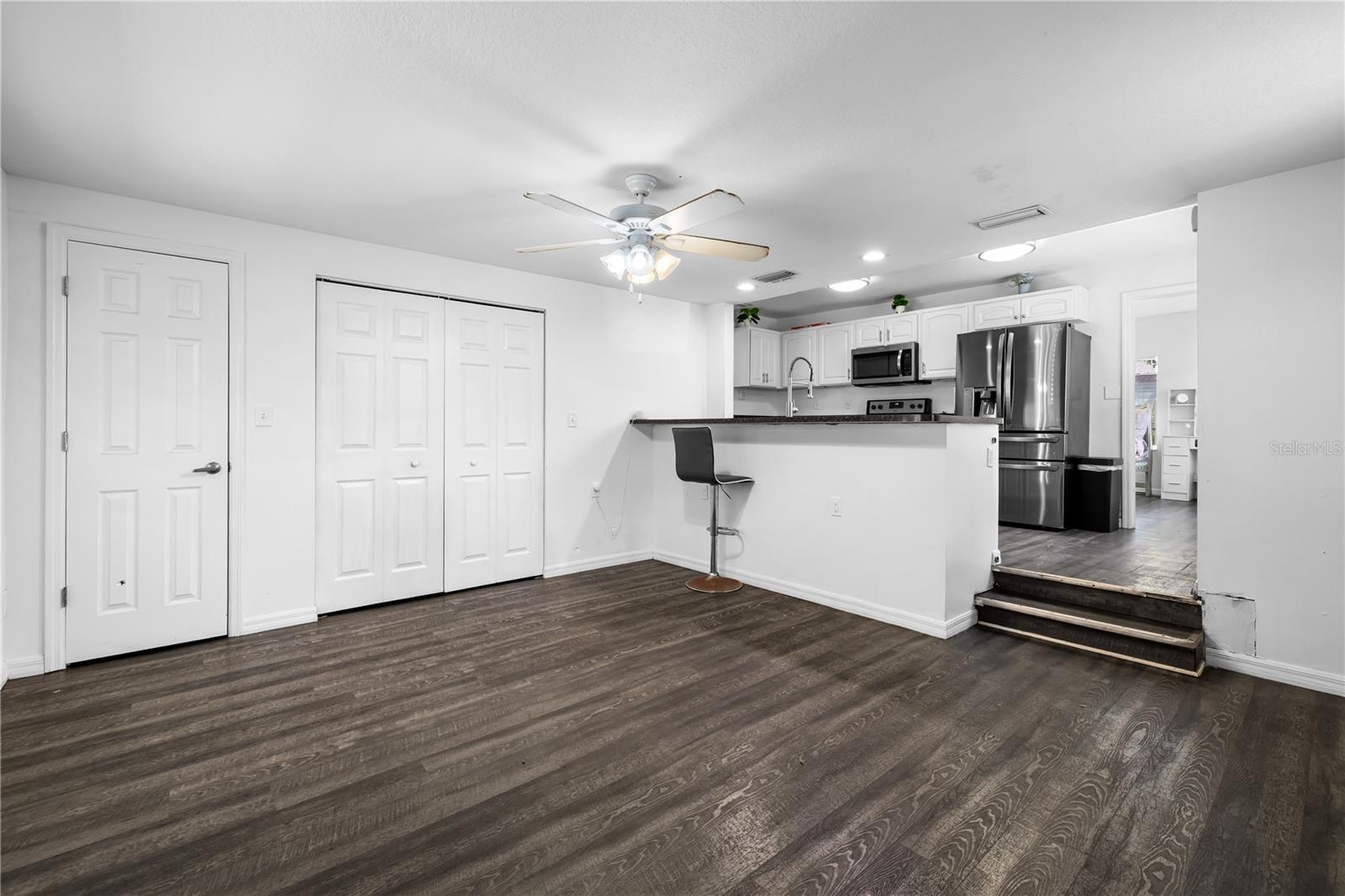 CRUM D R - Residential