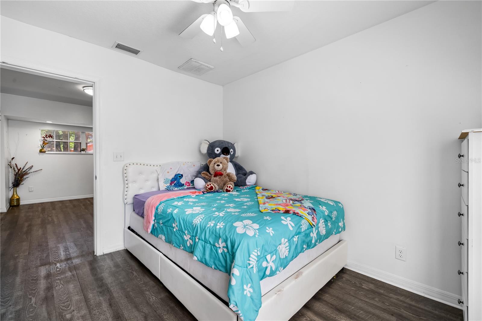 CRUM D R - Residential
