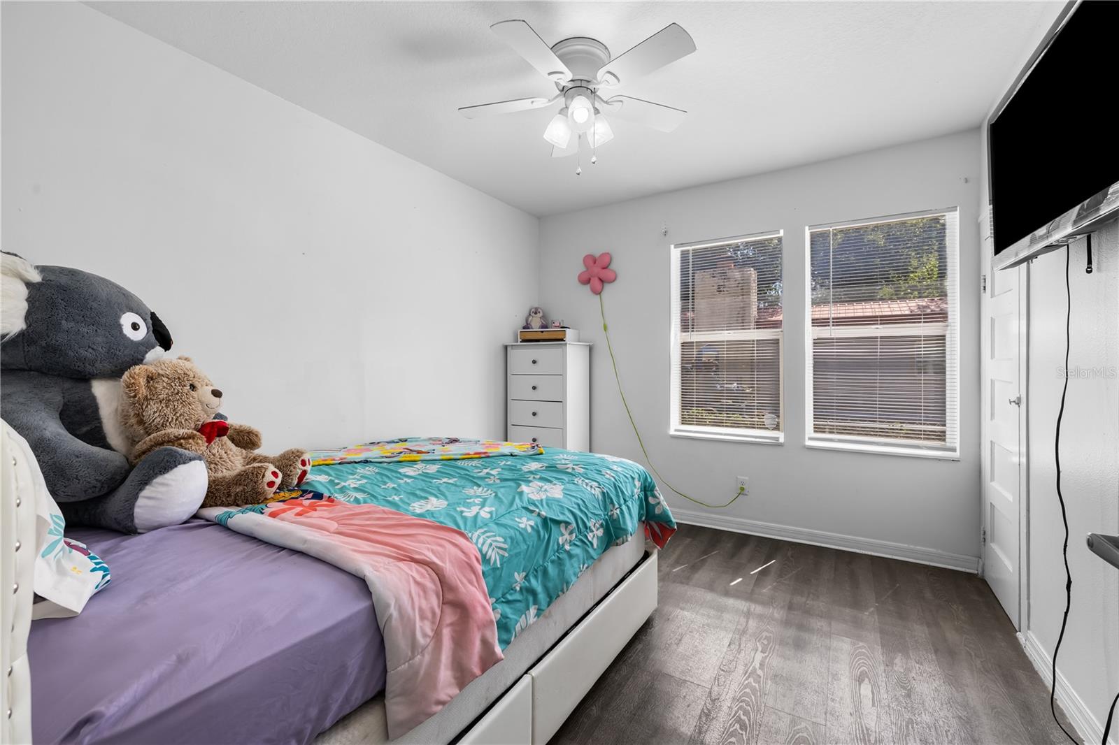 CRUM D R - Residential