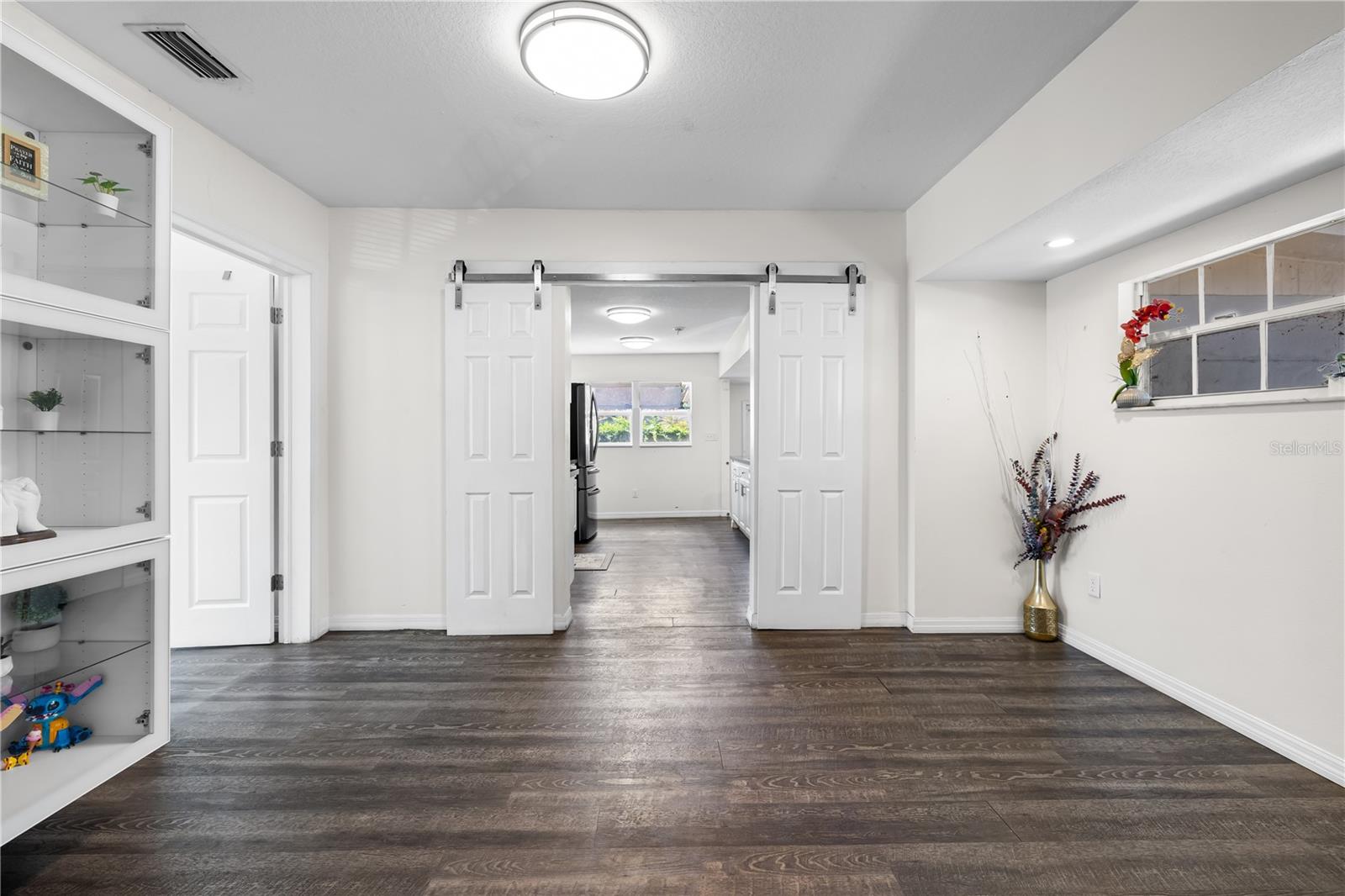 CRUM D R - Residential