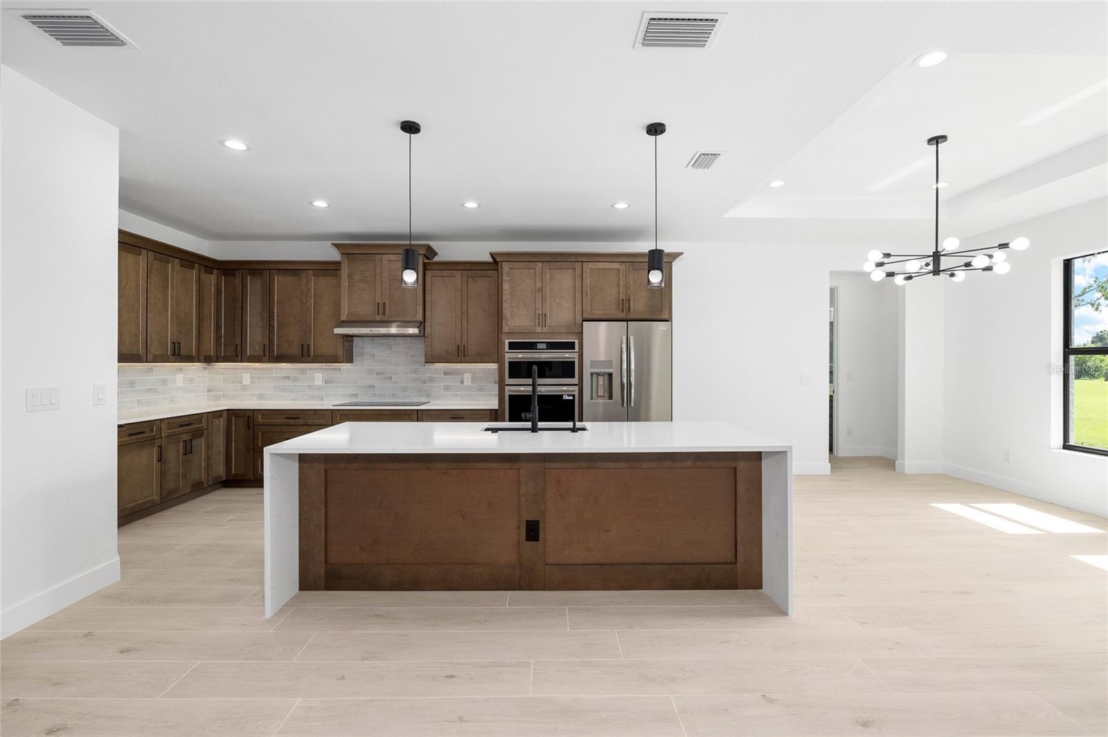 ROTONDA WEST PINE VALLEY - Residential