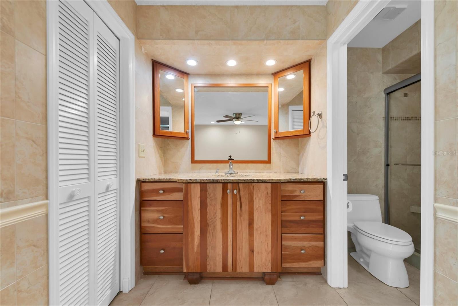 CHATEAUX WOODS CONDO - Residential