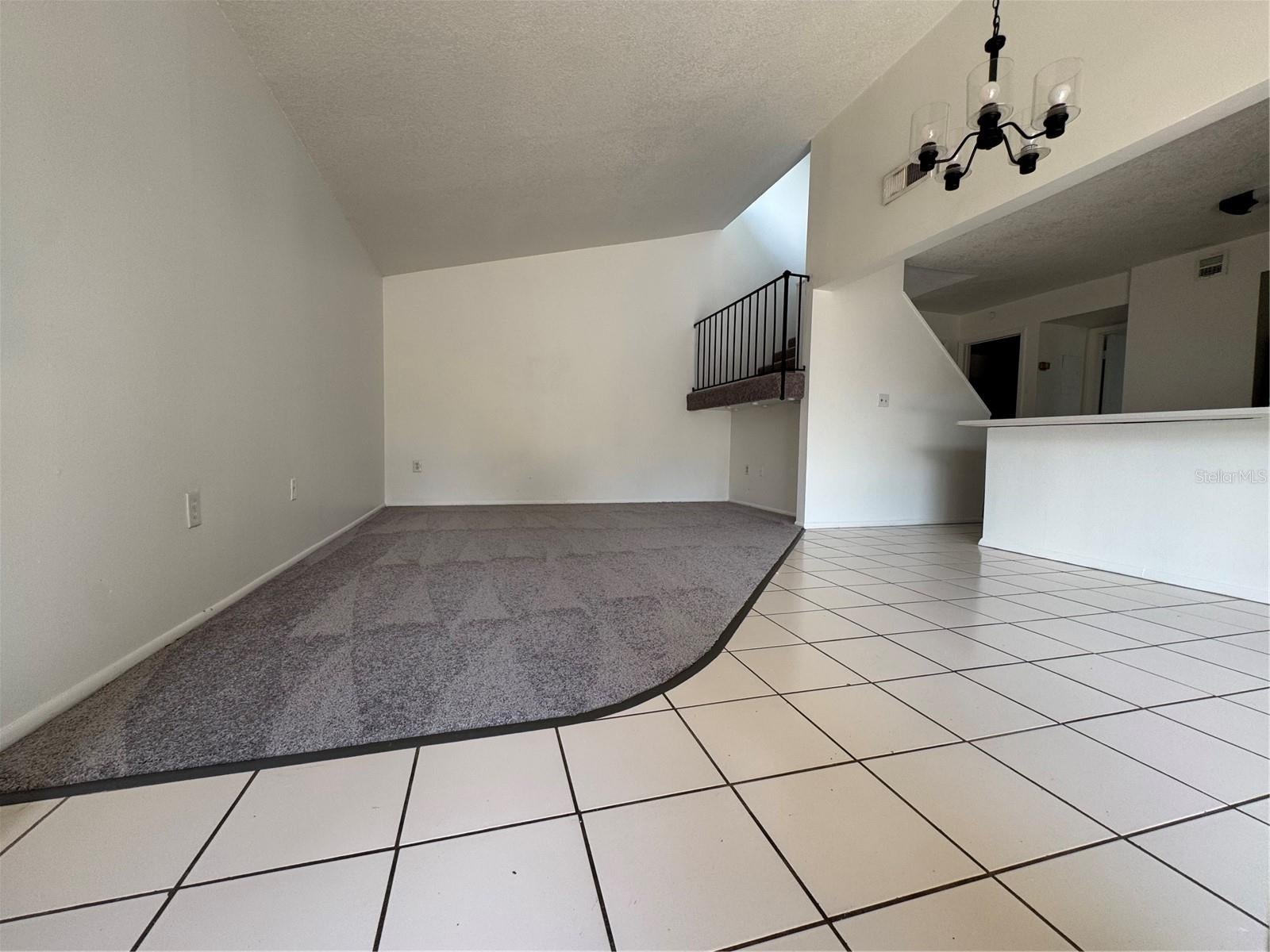 1809 TOWNHALL LANE 1809