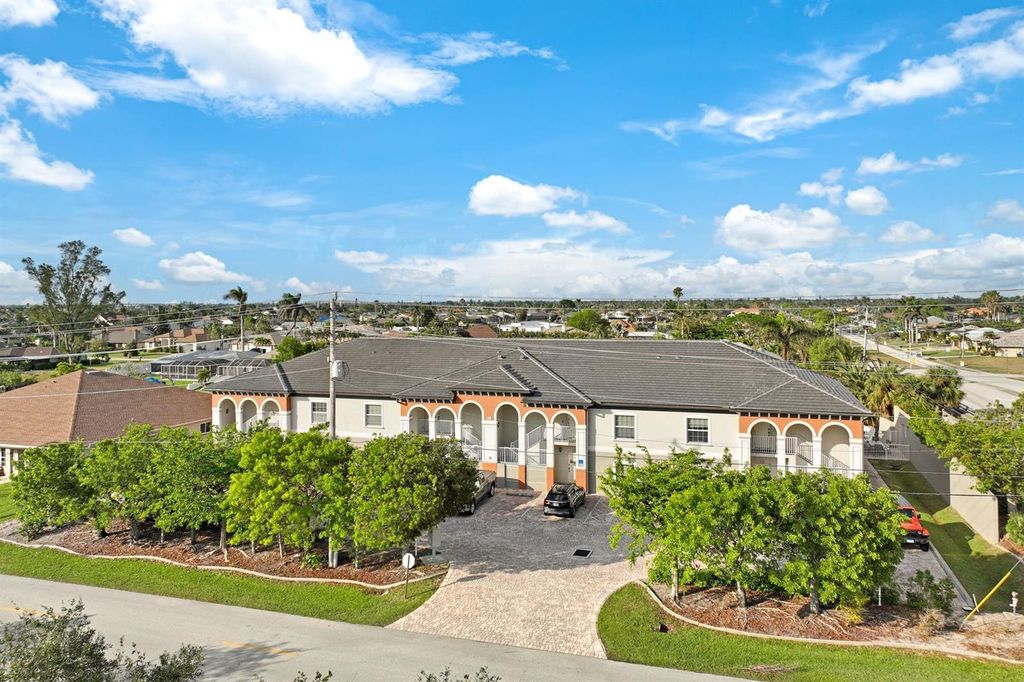 Photo of 403 SW 47th Ter #203, Cape Coral, FL 33914 (MLS # TB8439571)