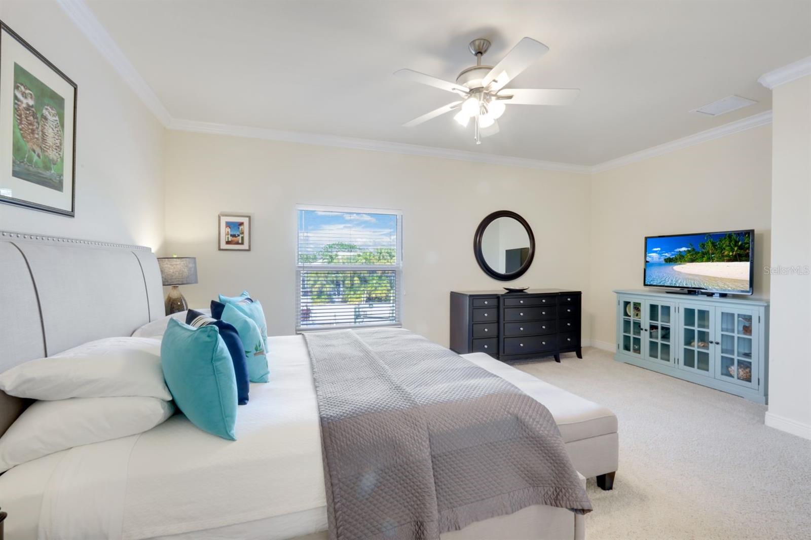 PELICAN MARINA CONDOMINIUM - Residential