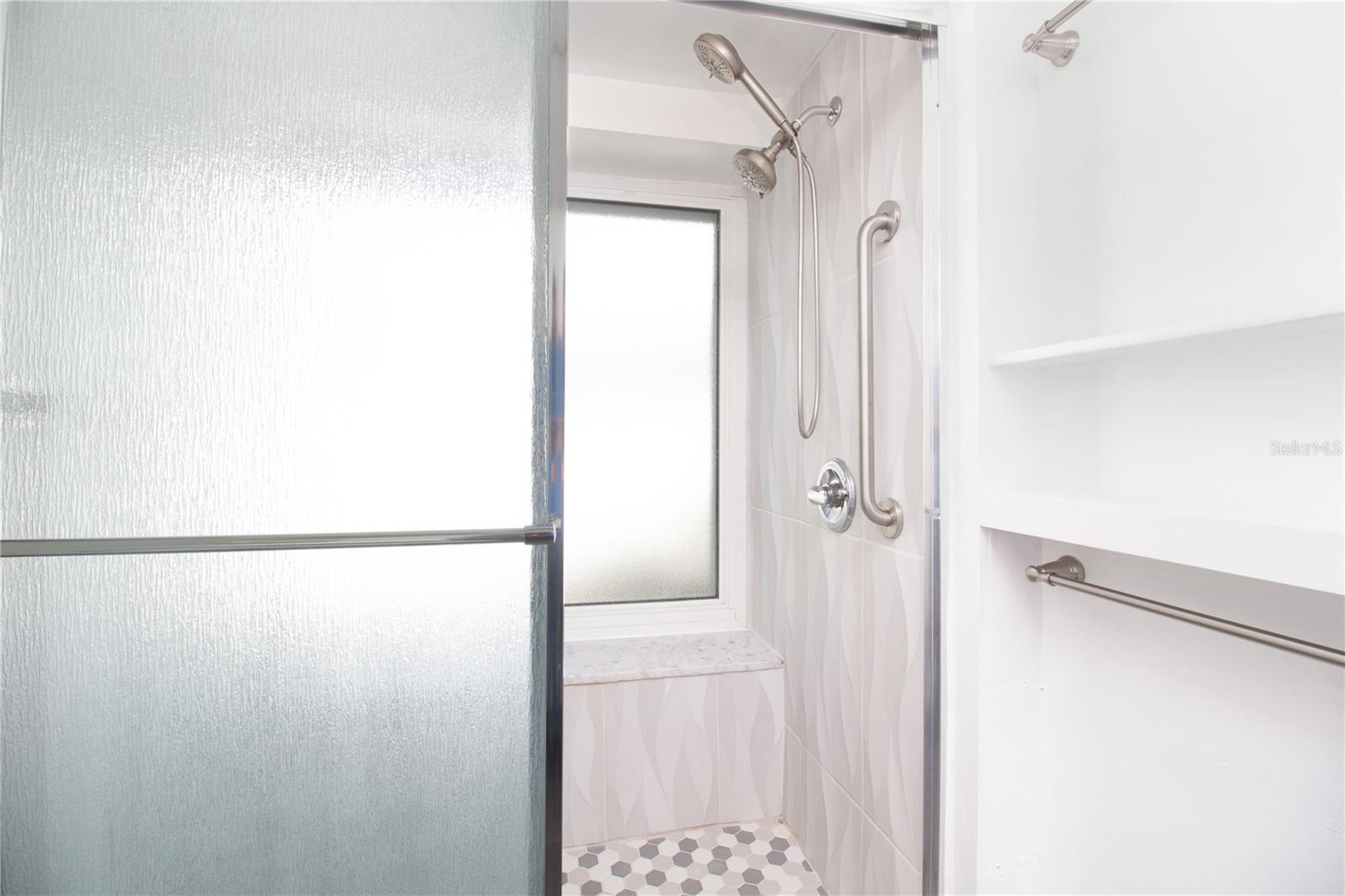 SEMINOLE-ON-THE-GREEN VILLAS - Residential