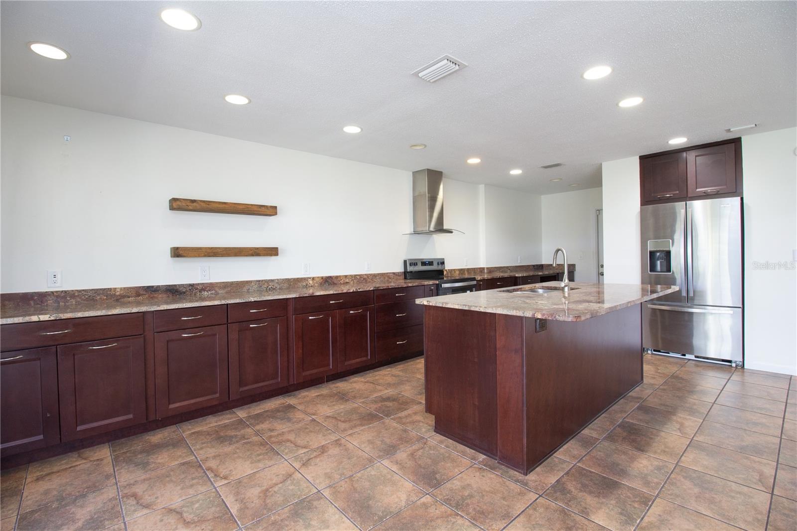 6575 GREEN VALLEY DRIVE