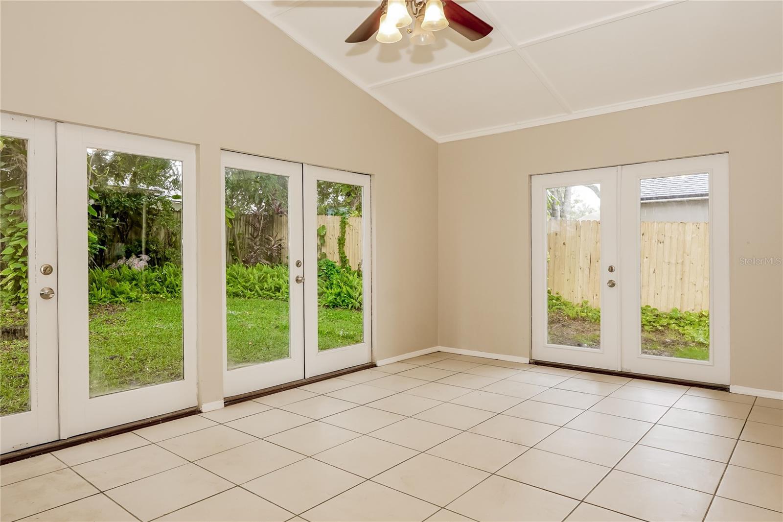 GINGER CREEK - Residential Lease