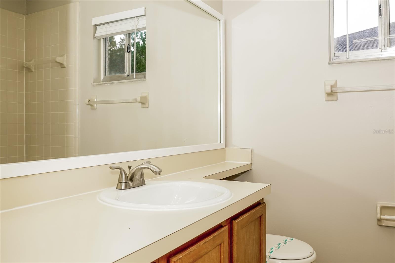 GINGER CREEK - Residential Lease