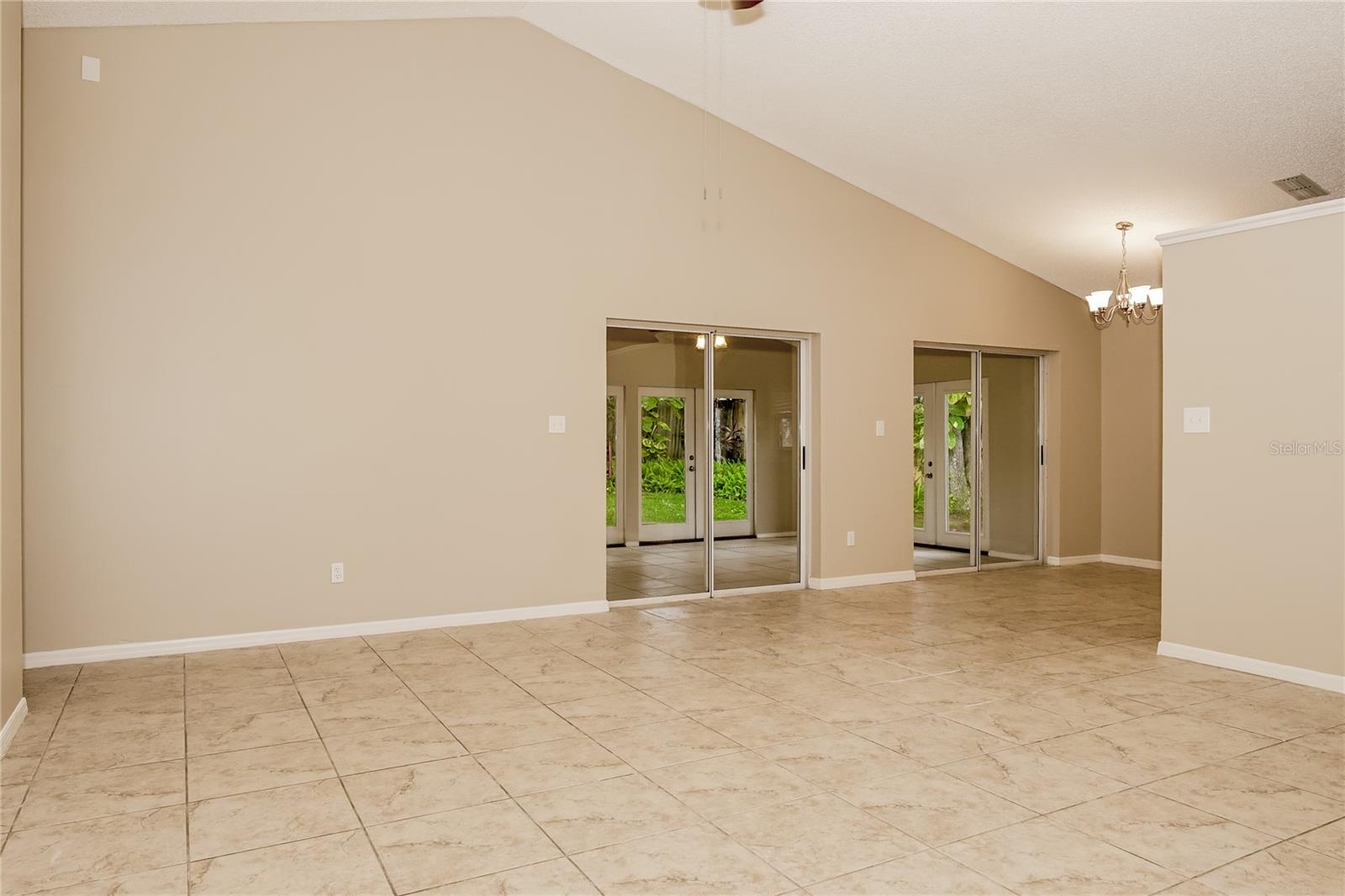 GINGER CREEK - Residential Lease