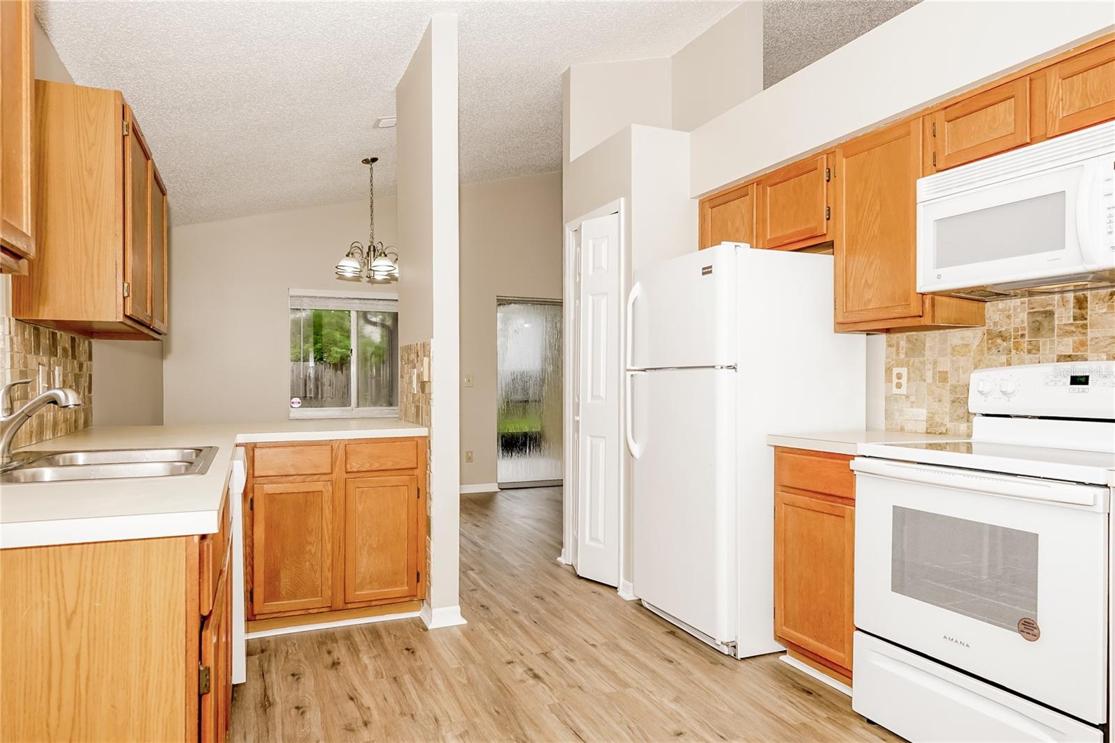 GINGER CREEK - Residential Lease