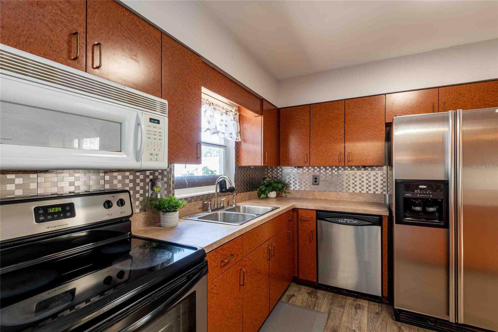 GROVE PARK ESTATES - Residential