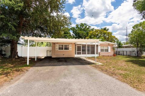 Photo of 7003 N Howard Avenue, Tampa, FL 33604 (MLS # TB8500063)