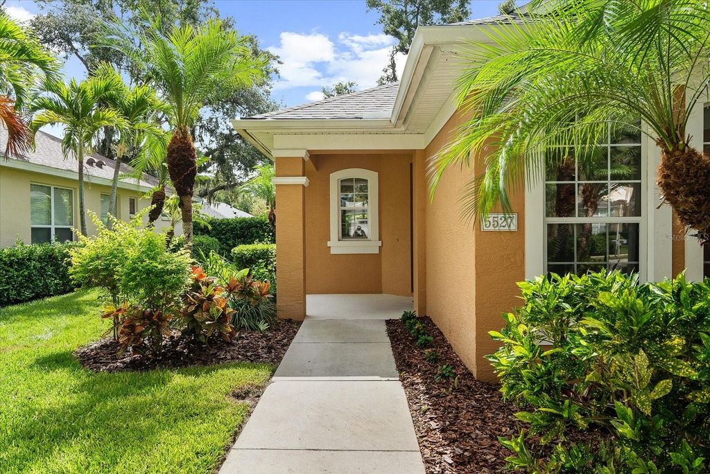 Photo of 5527 Simonton Street, Bradenton, FL 34203 (MLS # A4661673)