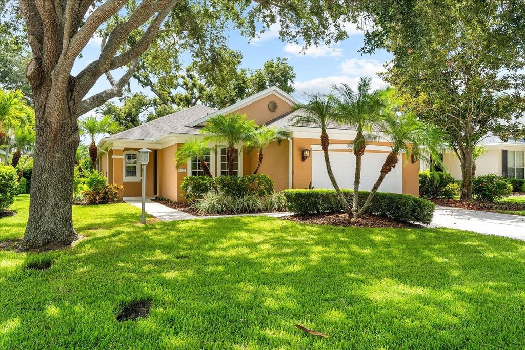 Photo of 5527 Simonton Street, Bradenton, FL 34203 (MLS # A4661673)