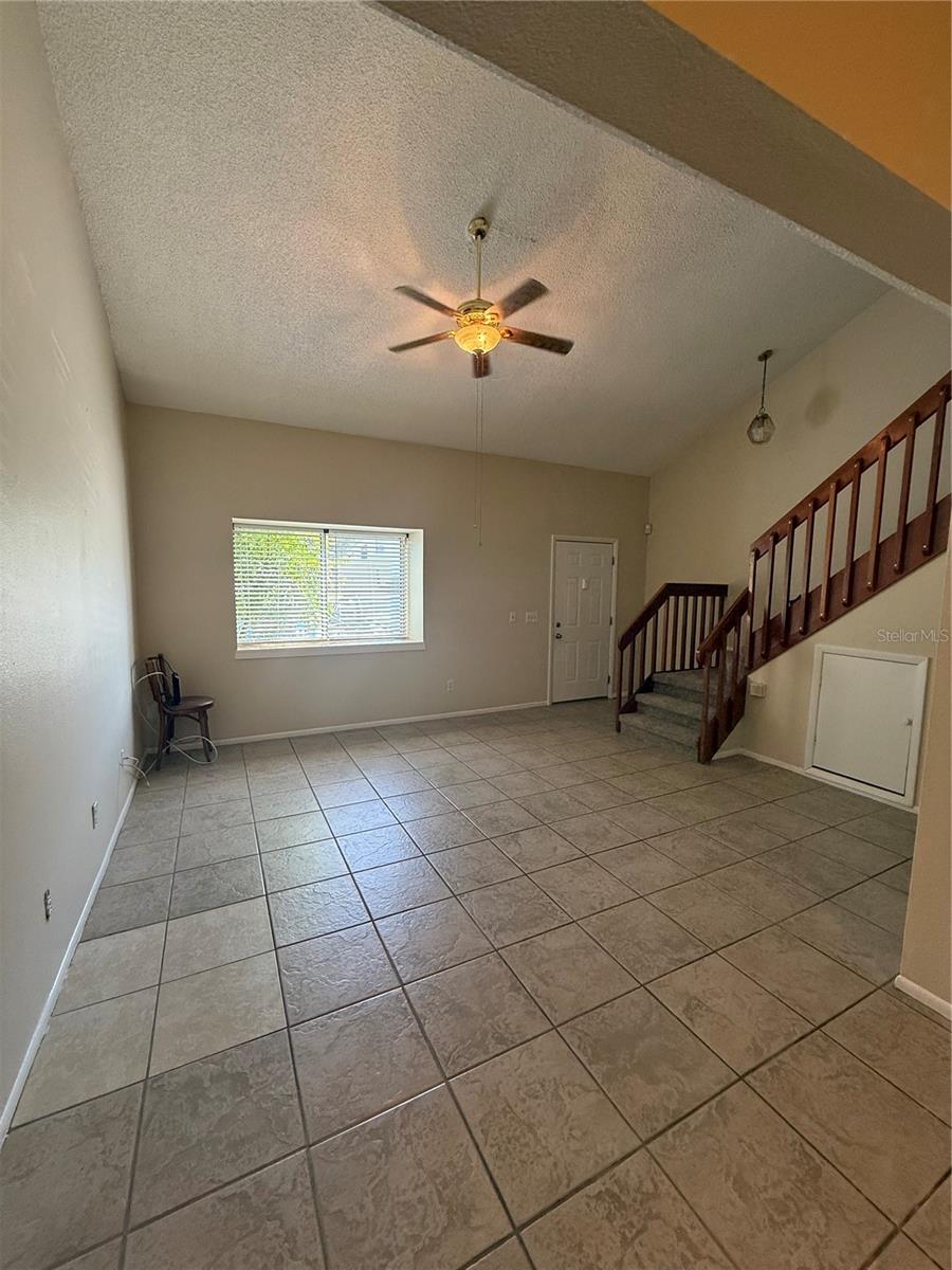 VILLAGE GROVE PH 02 - Residential