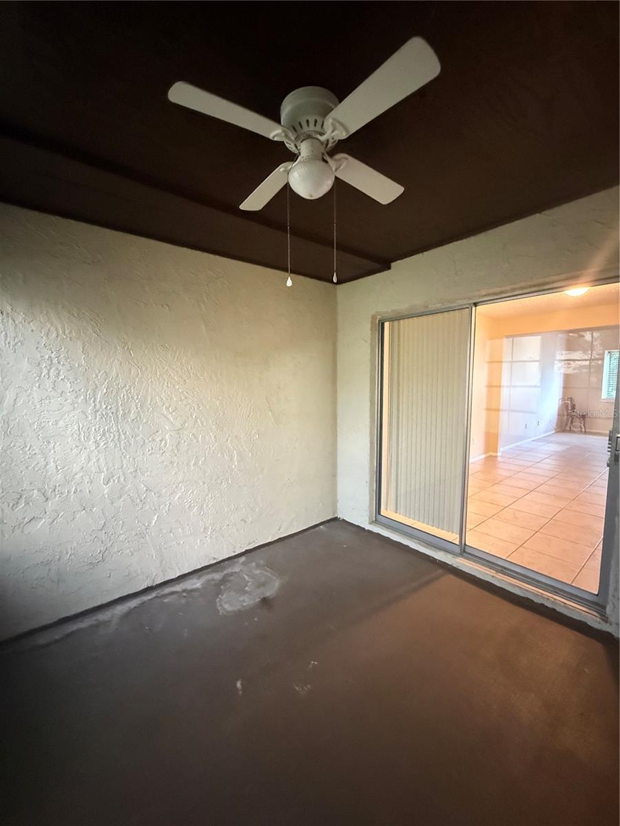 VILLAGE GROVE PH 02 - Residential