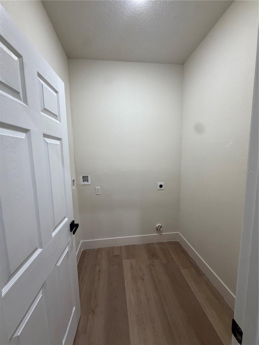 Casas a venda 3 - Jen Dantas 2352 ROSS STREET