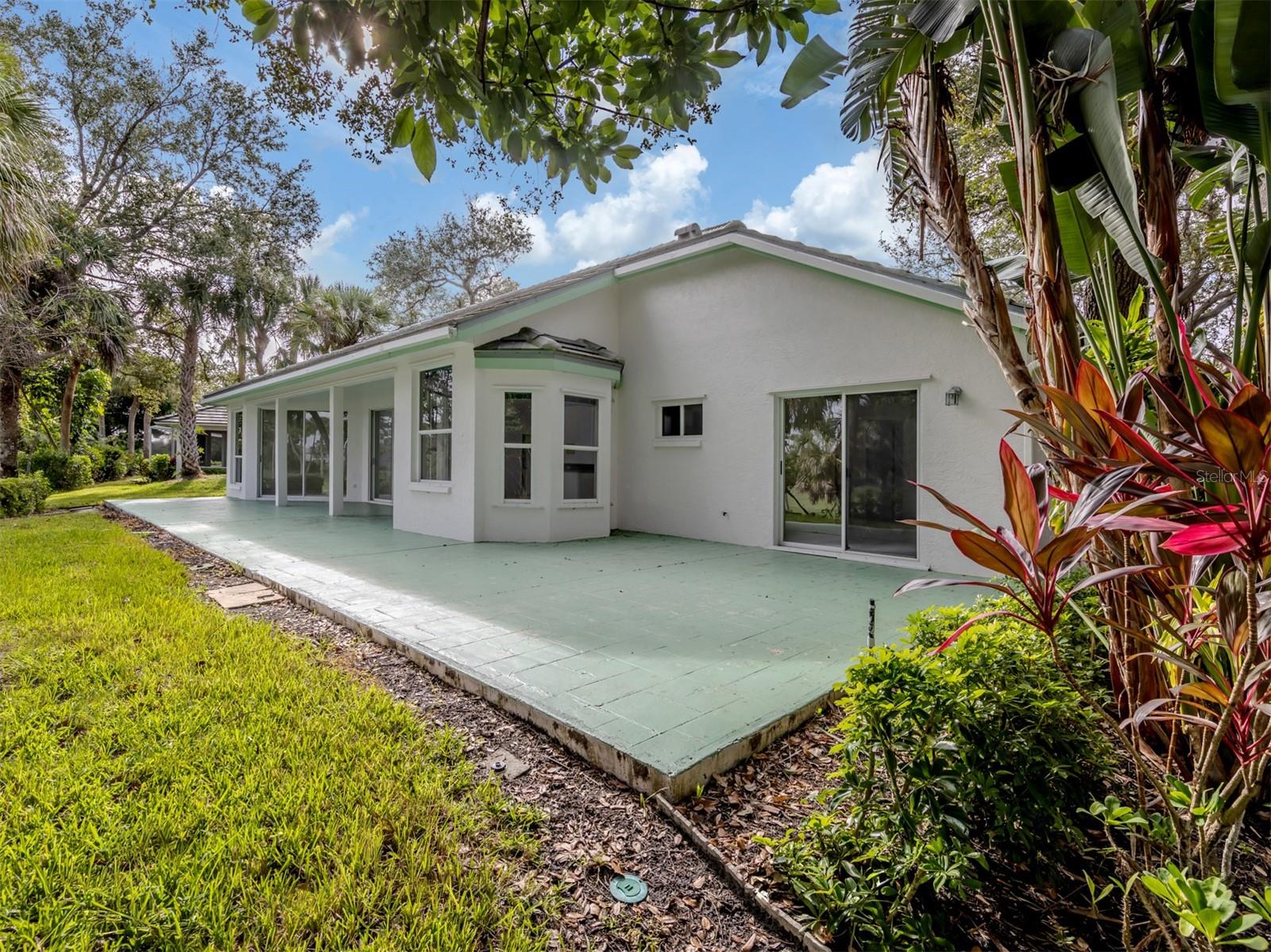BRIDLE OAKS FIRST ADD - Residential