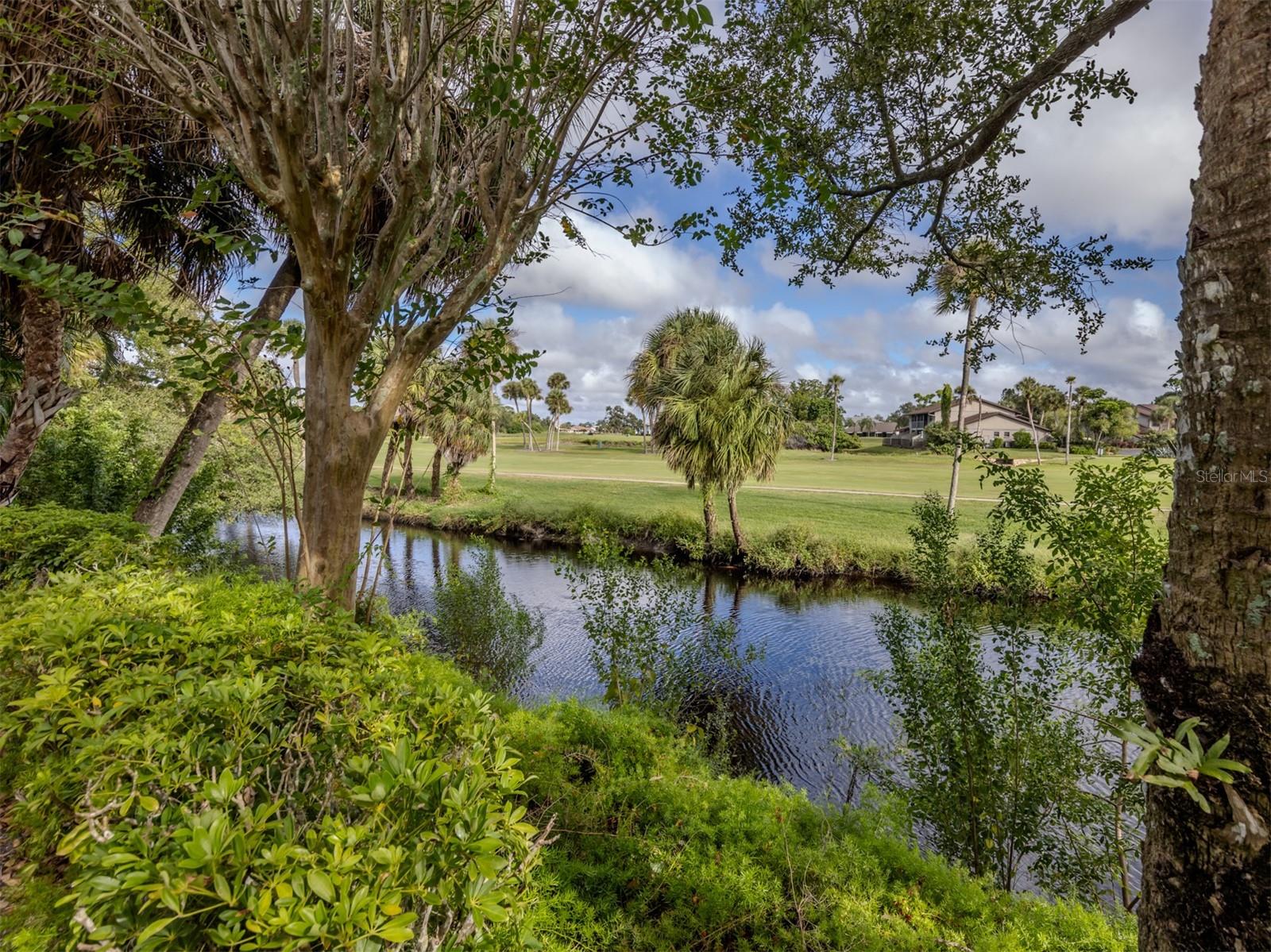 BRIDLE OAKS FIRST ADD - Residential