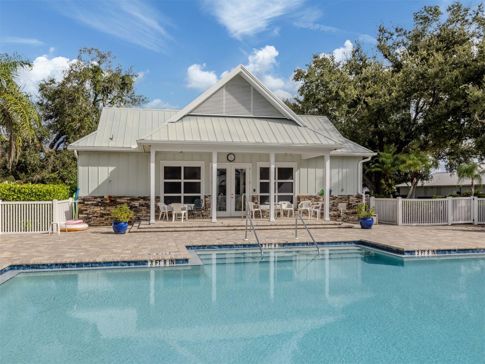 BRIDLE OAKS FIRST ADD - Residential